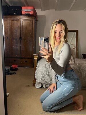 ellieedwardsxo Nude Leaked Photo #10
