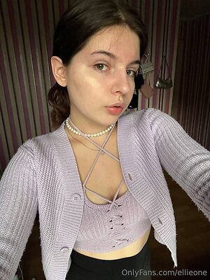 ellieone Nude Leaked Photo #14