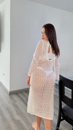 ellyyy009 Nude Leaked Photo #16