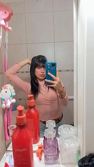 eluney saenz Nude Leaked Photo #13