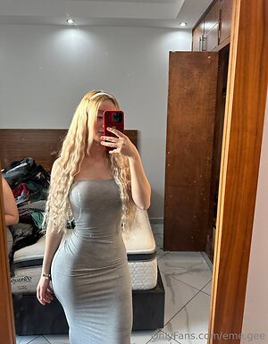 eme gee Nude Leaked Photo #15