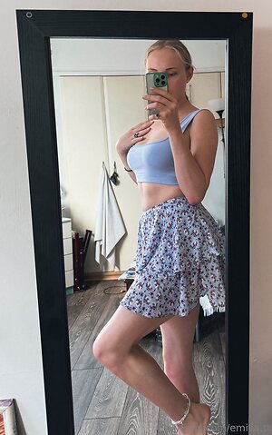 emilia tt Nude Leaked Photo #3