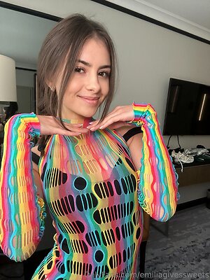 emiliabrookss Nude Leaked Photo #17