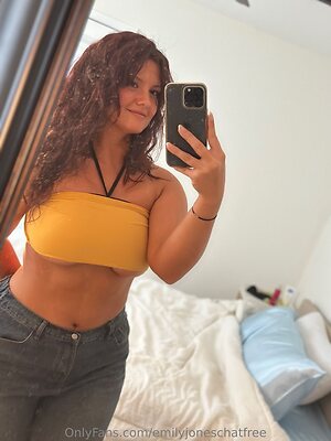 emilyjoneschatfree Nude Leaked Photo #52