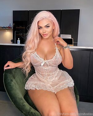 emilyregina Nude Leaked Photo #21