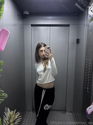 emilyy vip Nude Leaked Photo #25