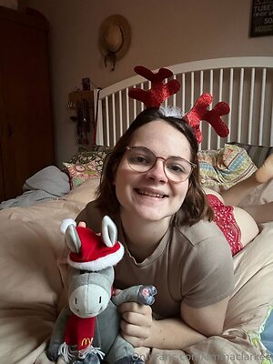 emmaclarkee Nude Leaked Photo #18