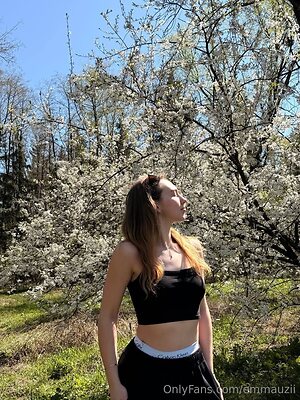 emmauzi Nude Leaked Photo #11