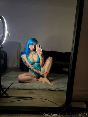emobarbie95 Nude Leaked Photo #12