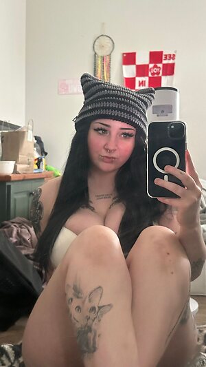 epp699 Nude Leaked Photo #3