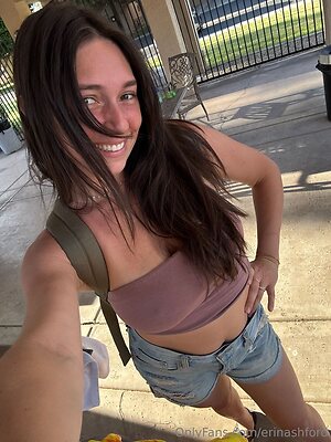 erinashford Nude Leaked Photo #13