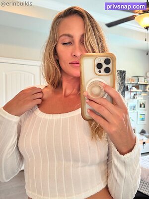 erinbuilds Nude Leaked Photo #13