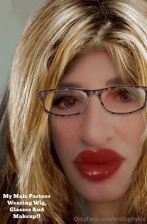 eroticphyllis Nude Leaked Photo #12