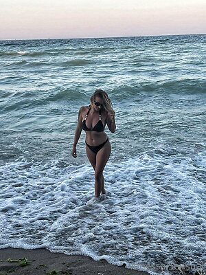 eroticvanessa Nude Leaked Photo #12
