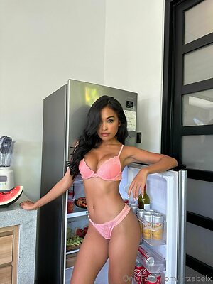 erzabelx Nude Leaked Photo #11