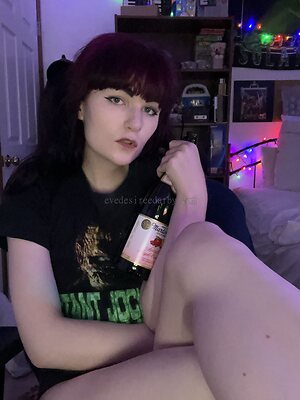 evedesireedarby Nude Leaked Photo #8