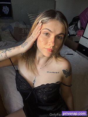 eviecutie Nude Leaked Photo #20