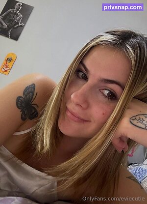 eviecutie Nude Leaked Photo #24