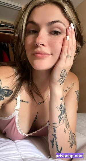 eviecutie Nude Leaked Photo #33