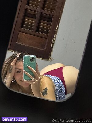 eviecutie Nude Leaked Photo #34