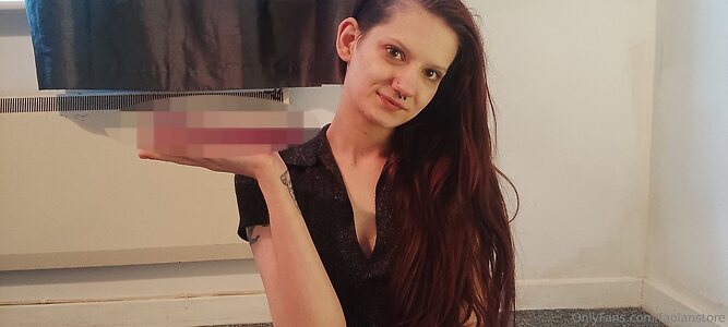 faolanstore Nude Leaked Photo #24