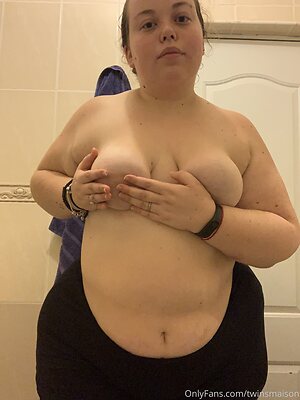 fatbigasstwins Nude Leaked Photo #24