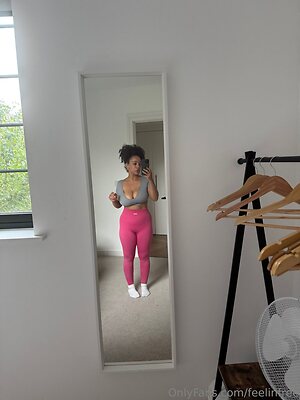 feelinfree Nude Leaked Photo #23