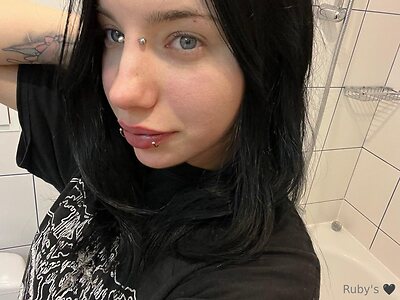 femdomruby Nude Leaked Photo #10