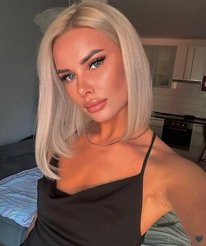 femdomruby Nude Leaked Photo #13