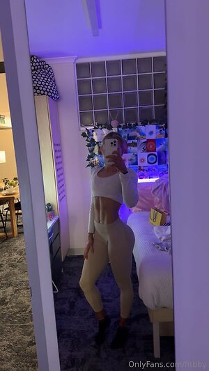 fitbby Nude Leaked Photo #15
