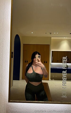 fitnessiri9898 Nude Leaked Photo #14