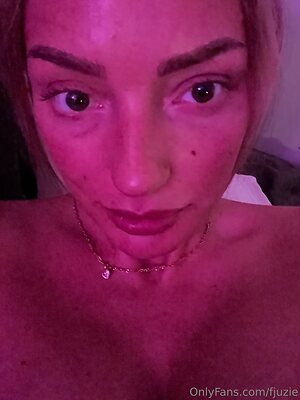 fjuzie Nude Leaked Photo #12