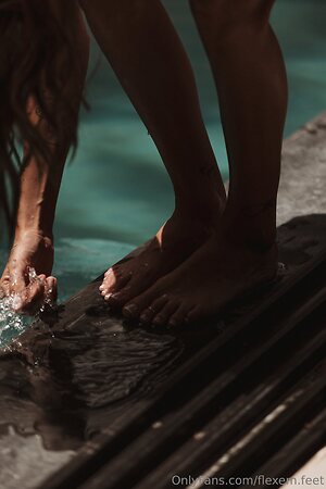 flexem feet avatar
