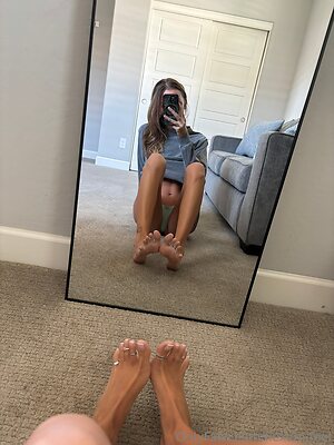 flexem feet Nude Leaked Photo #22