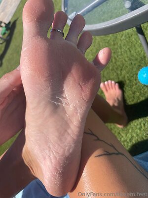 flexem feet Nude Leaked Photo #36