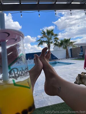 flexem feet Nude Leaked Photo #40