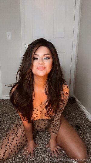flirtyasmrxo2 Nude Leaked Photo #5