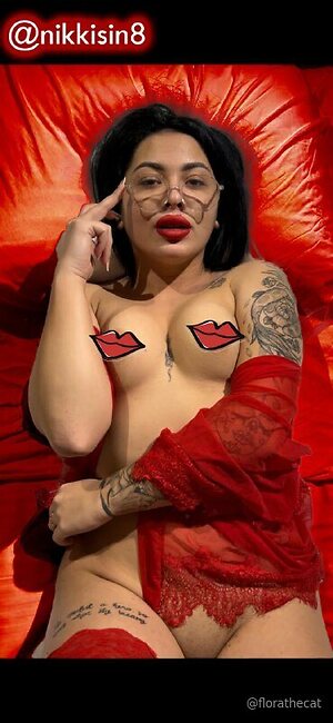 florathecat Nude Leaked Photo #18