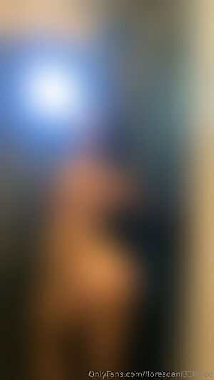 floresdani318free Nude Leaked Photo #7