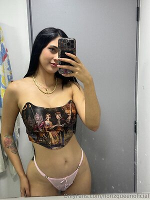 florizqueenoficial Nude Leaked Photo #8