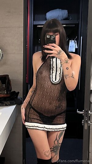 flumenar Nude Leaked Photo #2