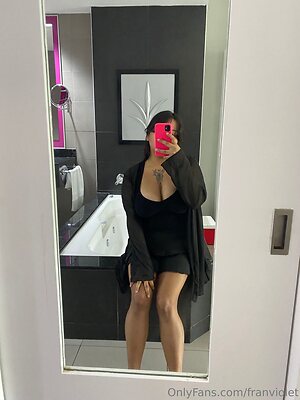 franviolet Nude Leaked Photo #33