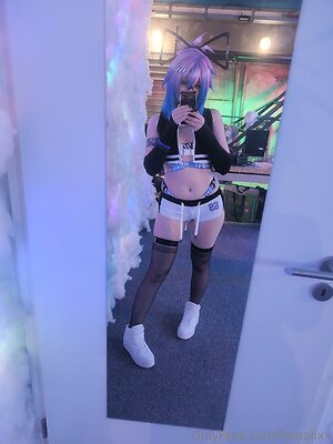 freealixx Nude Leaked Photo #14