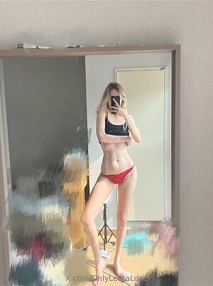 freelearalove Nude Leaked Photo #8