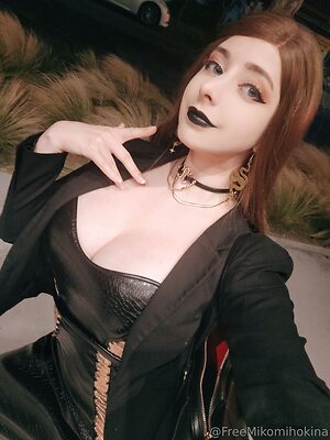 freemikomihokina Nude Leaked Photo #22