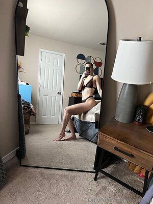 freenugs Nude Leaked Photo #8