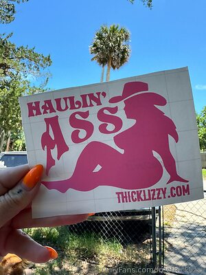 freethicklizzy Nude Leaked Photo #10
