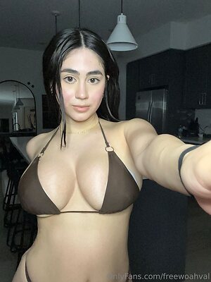 freewoahval Nude Leaked Photo #13