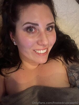 frostedcupcake92 Nude Leaked Photo #13