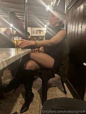 fullibologna3t Nude Leaked Photo #6